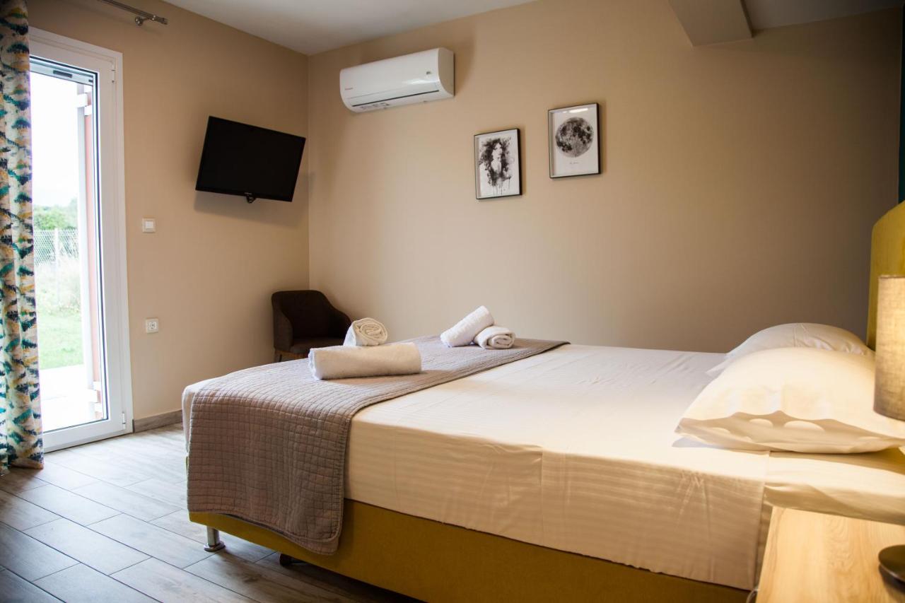 סבורונטה Paporas Apartments מראה חיצוני תמונה